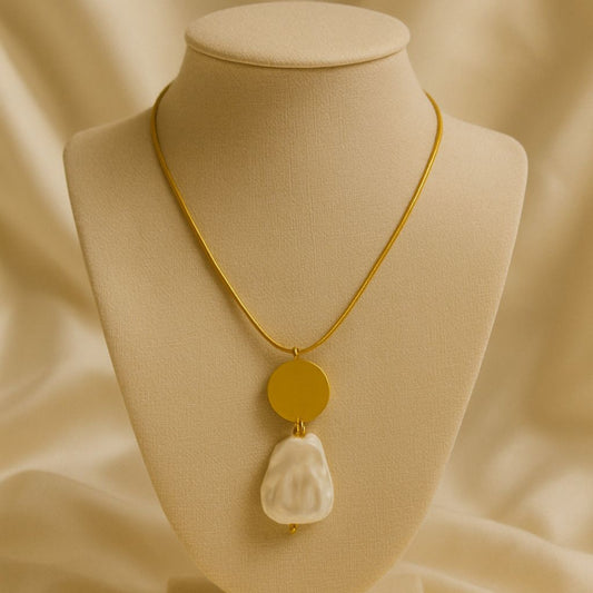 Aurea Pearl Drop Necklace